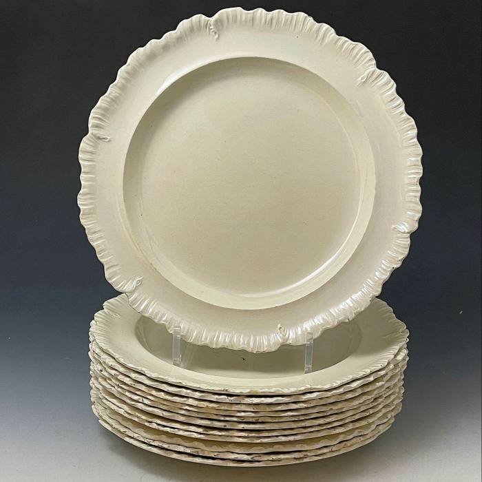 Wedgwood creamware shell-edged plates