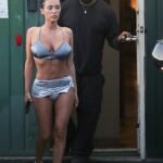 A esposa de Kanye West, Bianca Censori, está cansada de ser usada como uma ‘ferramenta de marketing gratuita’ para o polêmico rapper, disseram fontes ao DailyMail.com